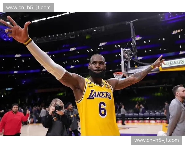 降维打击的极致美学:重回2017,勒布朗如何在那年夏天统治了多伦多的梦魇?